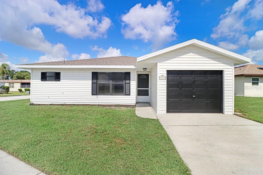 Single Family Residence in LAKELAND, FL - Daniel Dourado