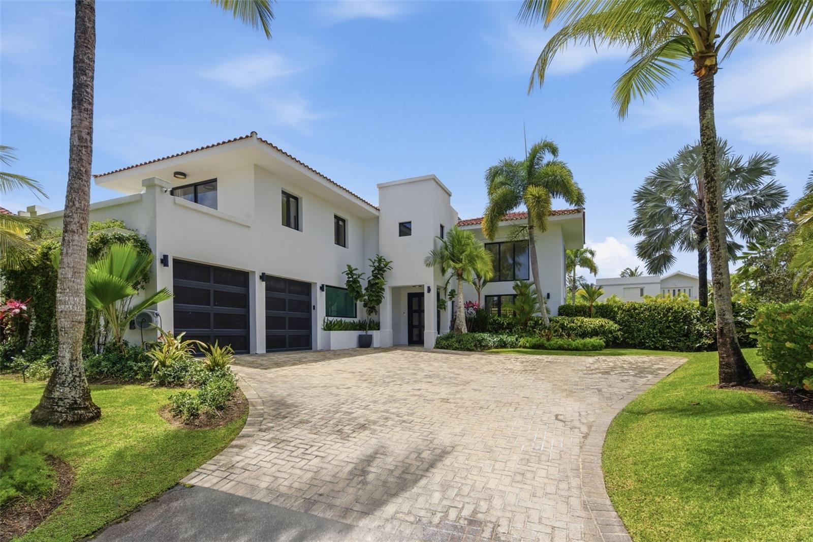 Single Family Residence in DORADO, PR - Daniel Dourado