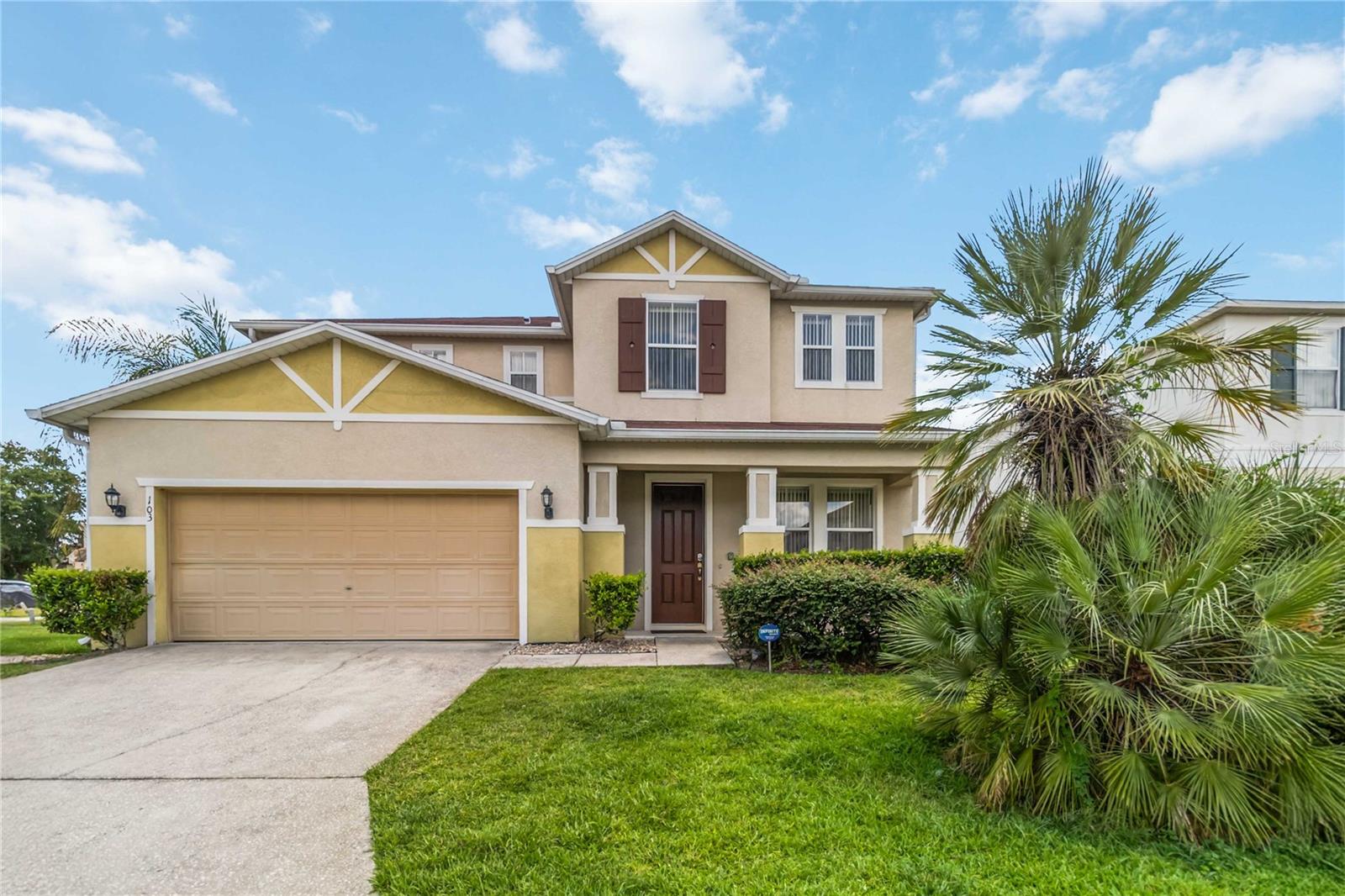 Single Family Residence in DAVENPORT, FL - Daniel Dourado