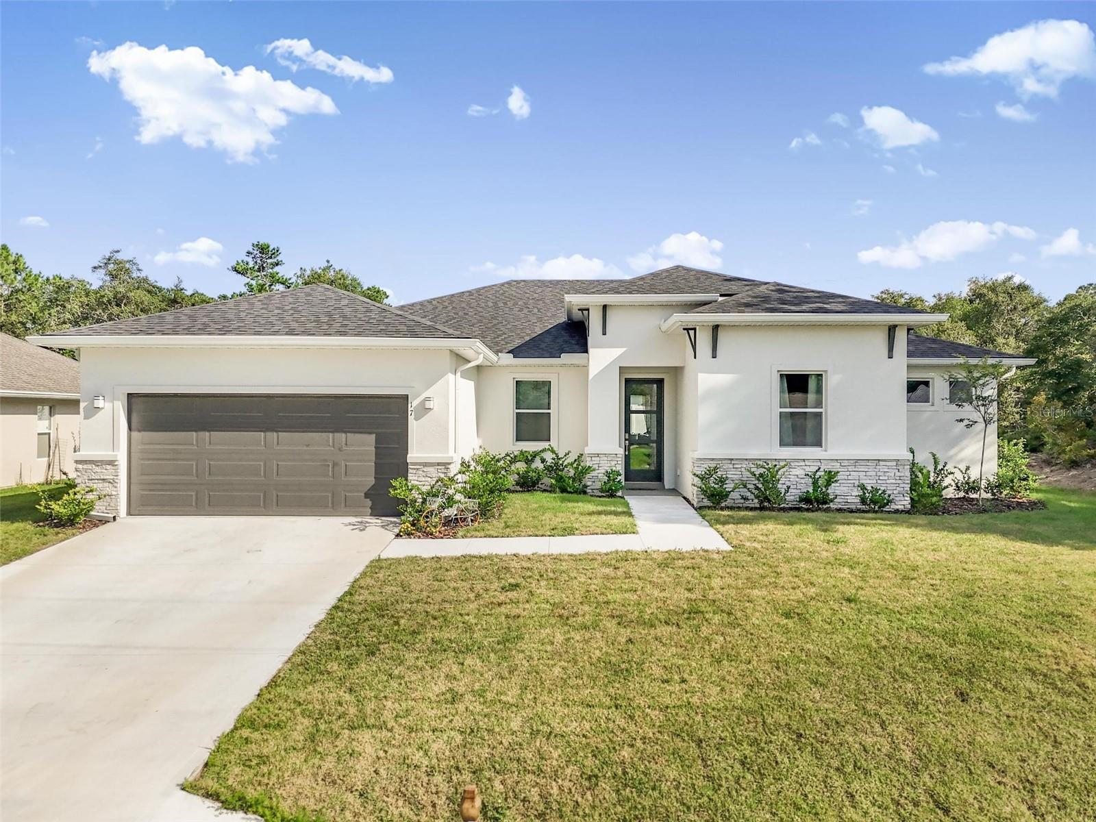 Single Family Residence em PALM COAST, FL - Daniel Dourado