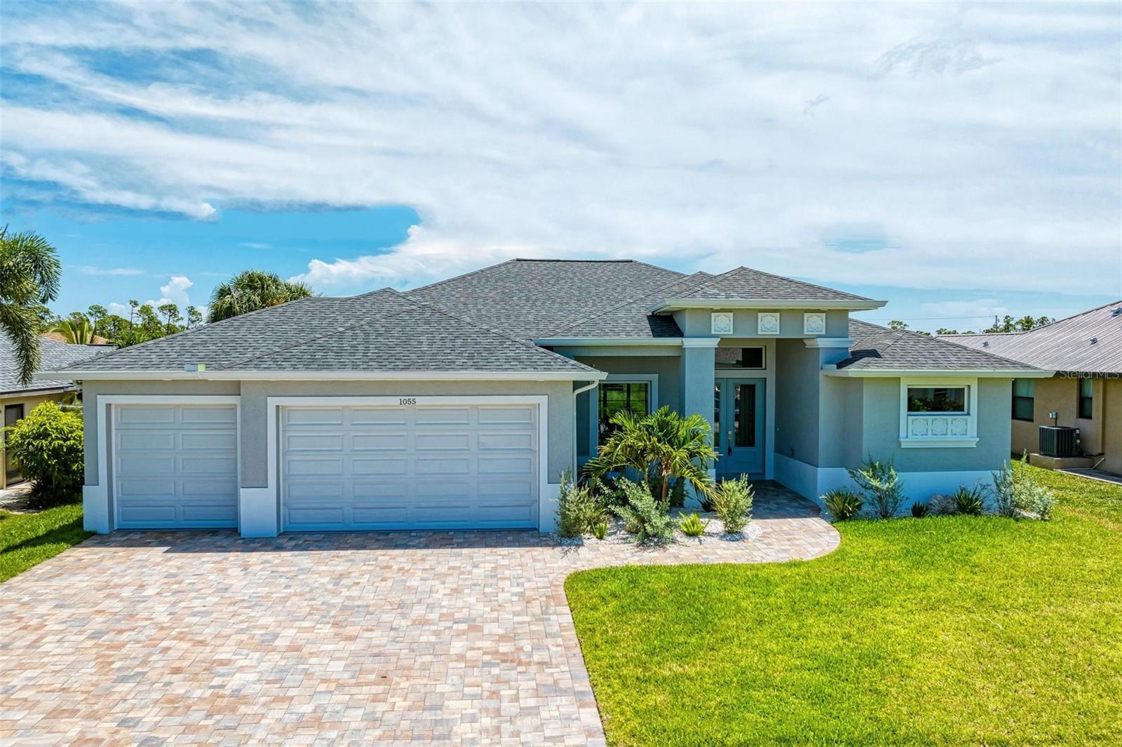 Single Family Residence in ROTONDA WEST, FL - Daniel Dourado