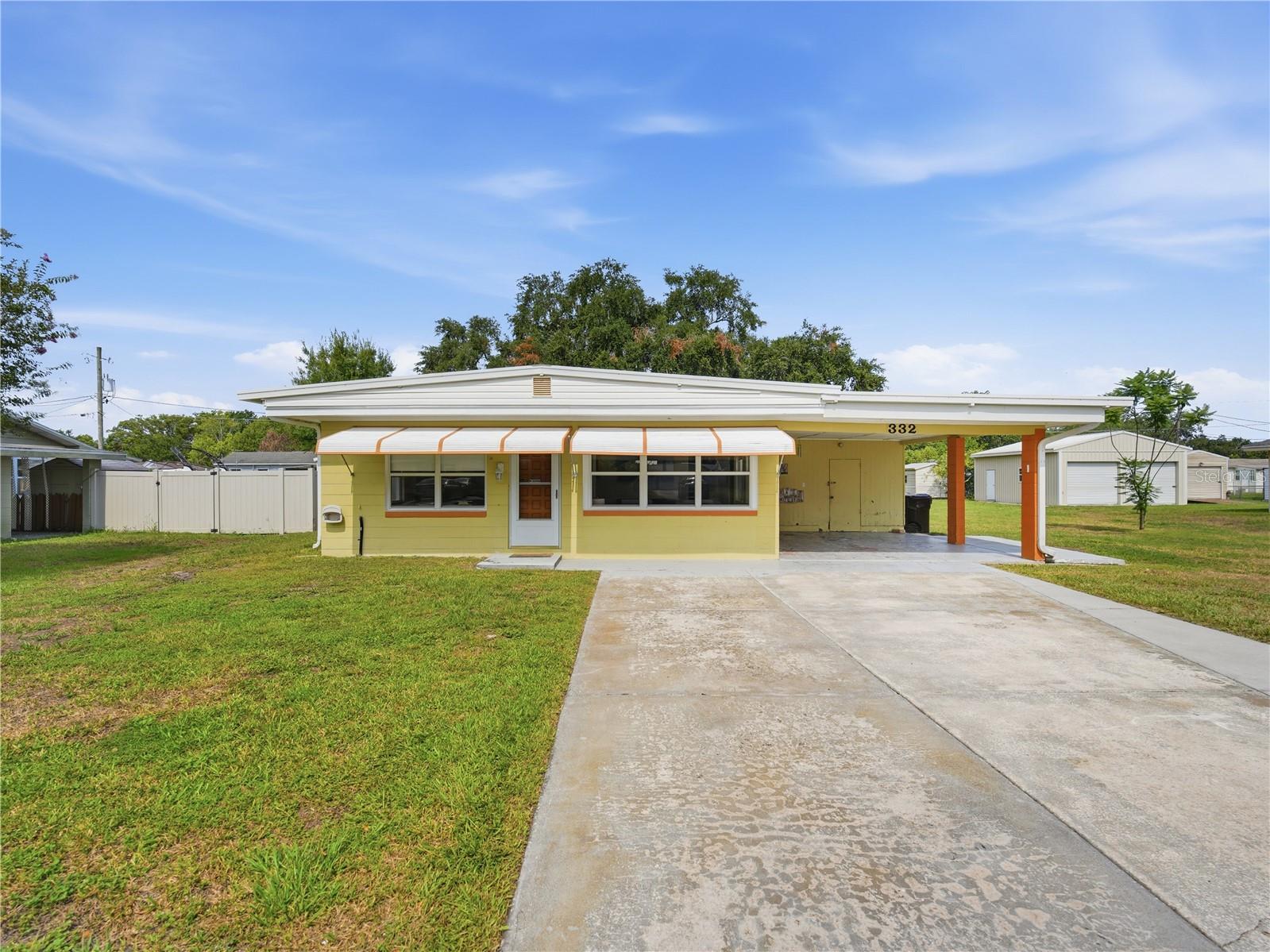 Single Family Residence in ST CLOUD, FL - Daniel Dourado