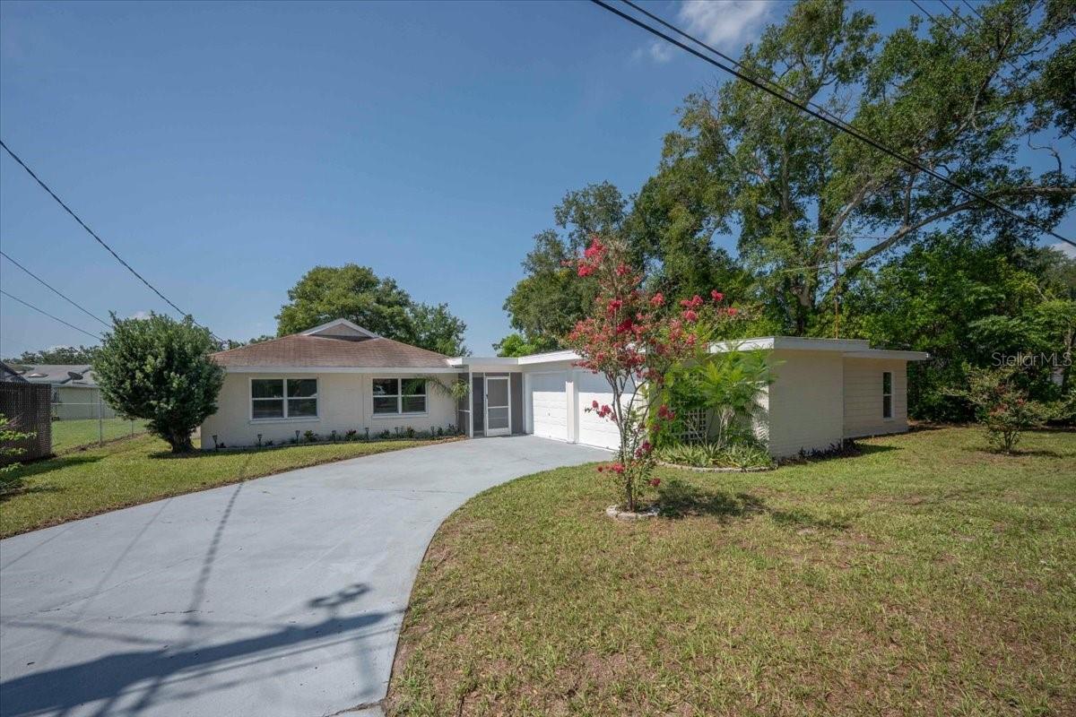 Single Family Residence em LAKELAND, FL - Daniel Dourado
