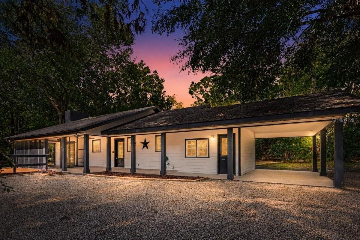 Single Family Residence in HIGH SPRINGS, FL - Daniel Dourado