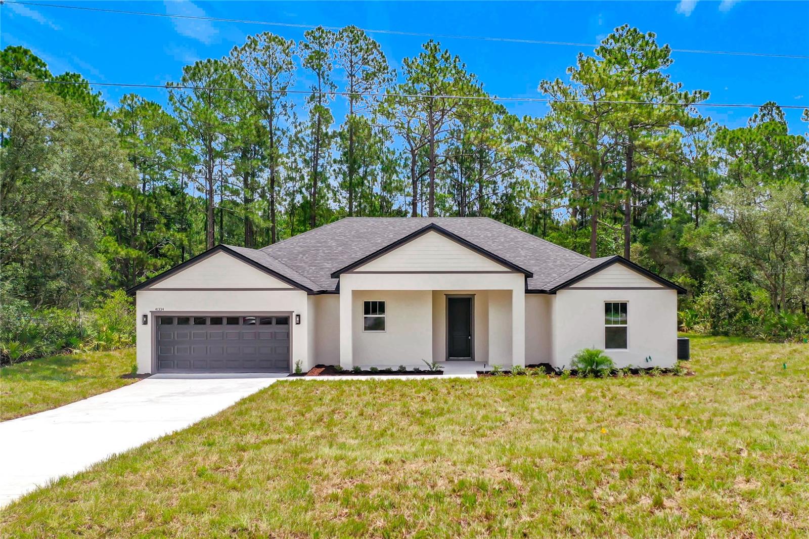 Single Family Residence em EUSTIS, FL - Daniel Dourado