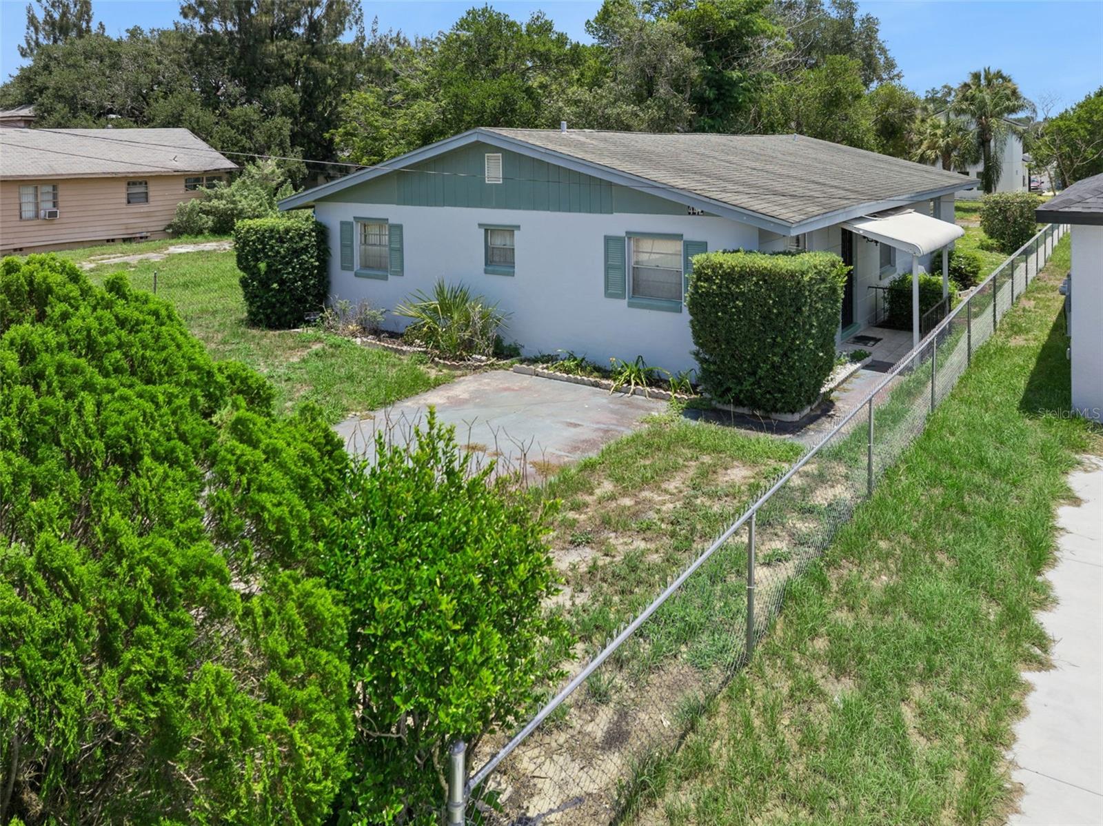 Single Family Residence in LAKE WALES, FL - Daniel Dourado