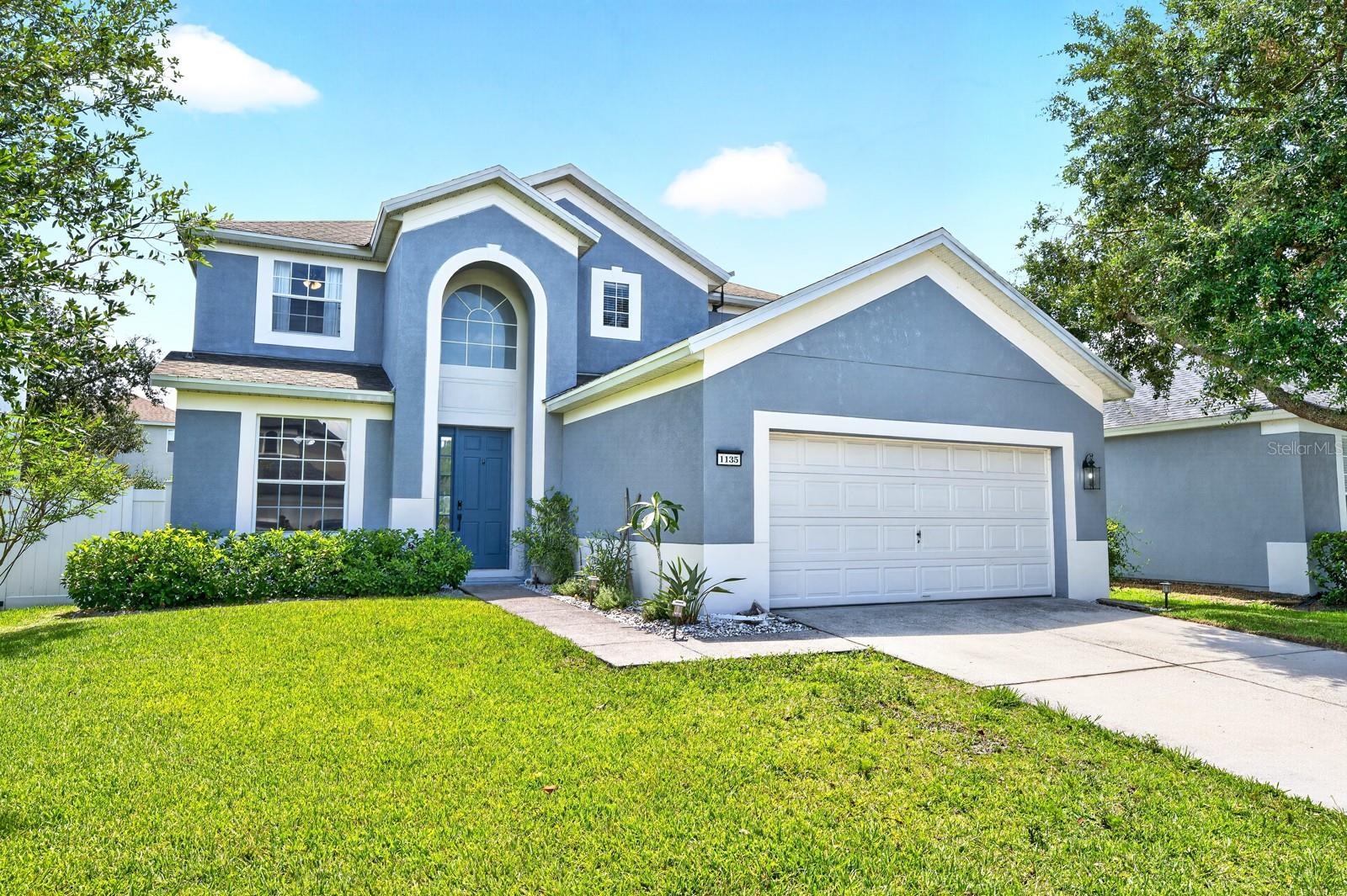 Single Family Residence in ORLANDO, FL - Daniel Dourado