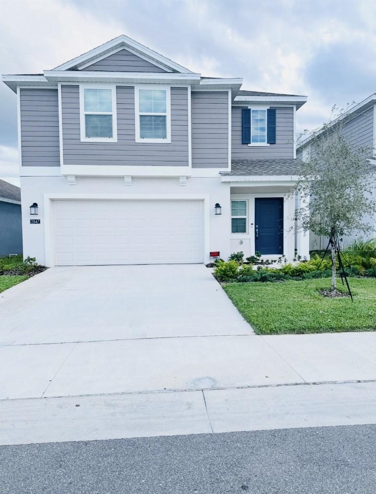 Single Family Residence in DAVENPORT, FL - Daniel Dourado