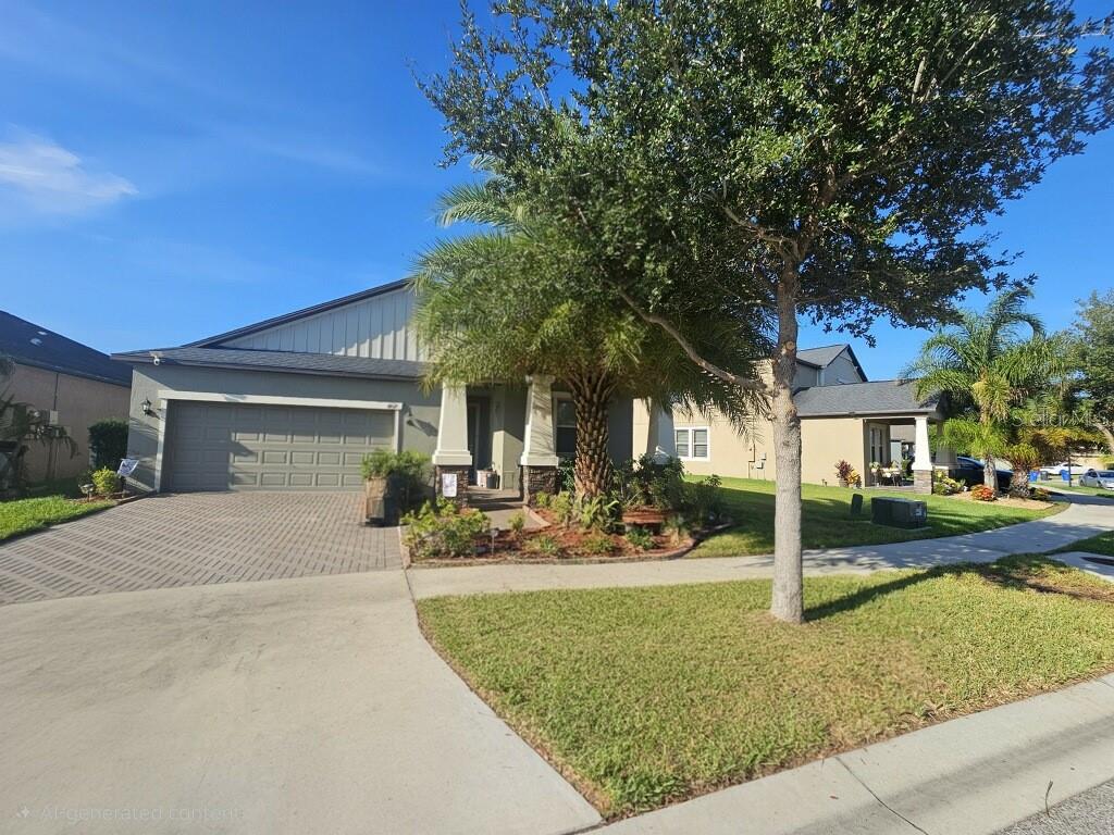 Single Family Residence em SUN CITY CENTER, FL - Daniel Dourado