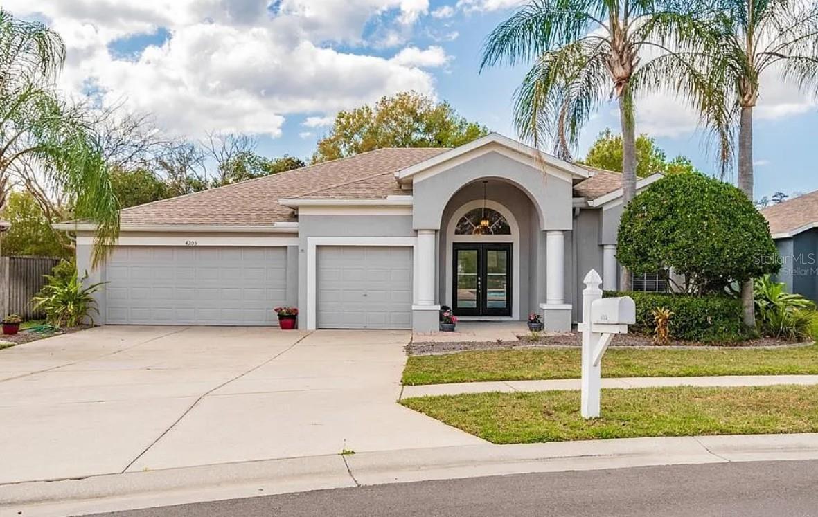 Single Family Residence in LAND O LAKES, FL - Daniel Dourado