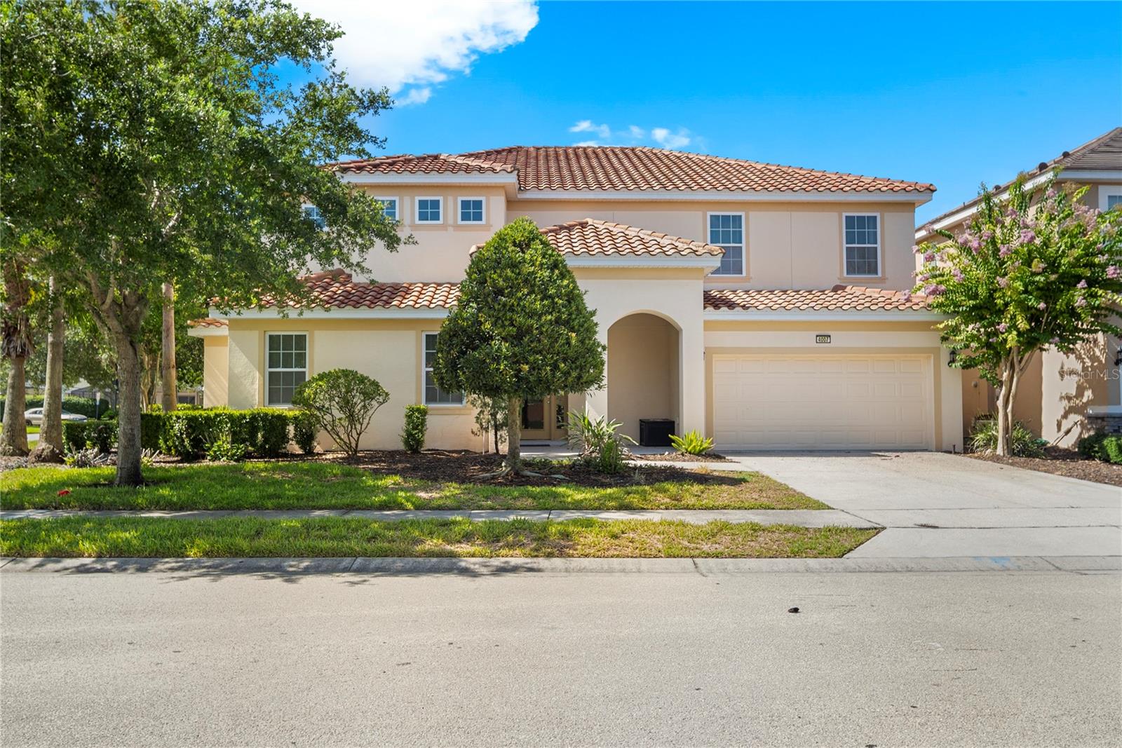 Single Family Residence in DAVENPORT, FL - Daniel Dourado