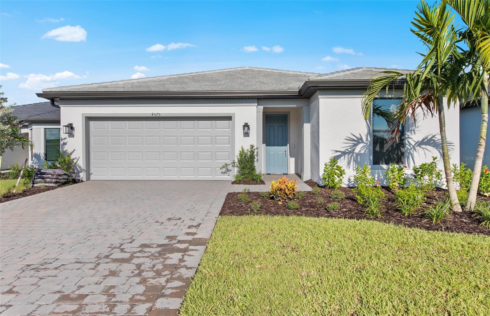 Single Family Residence in NORTH PORT, FL - Daniel Dourado