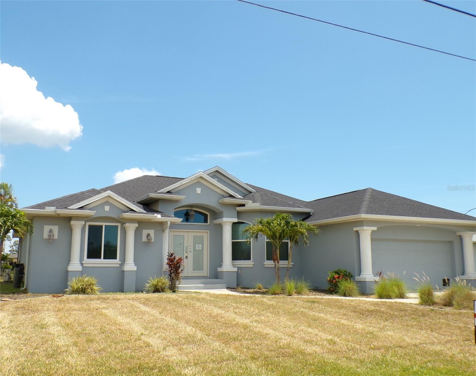 Single Family Residence in ROTONDA WEST, FL - Daniel Dourado