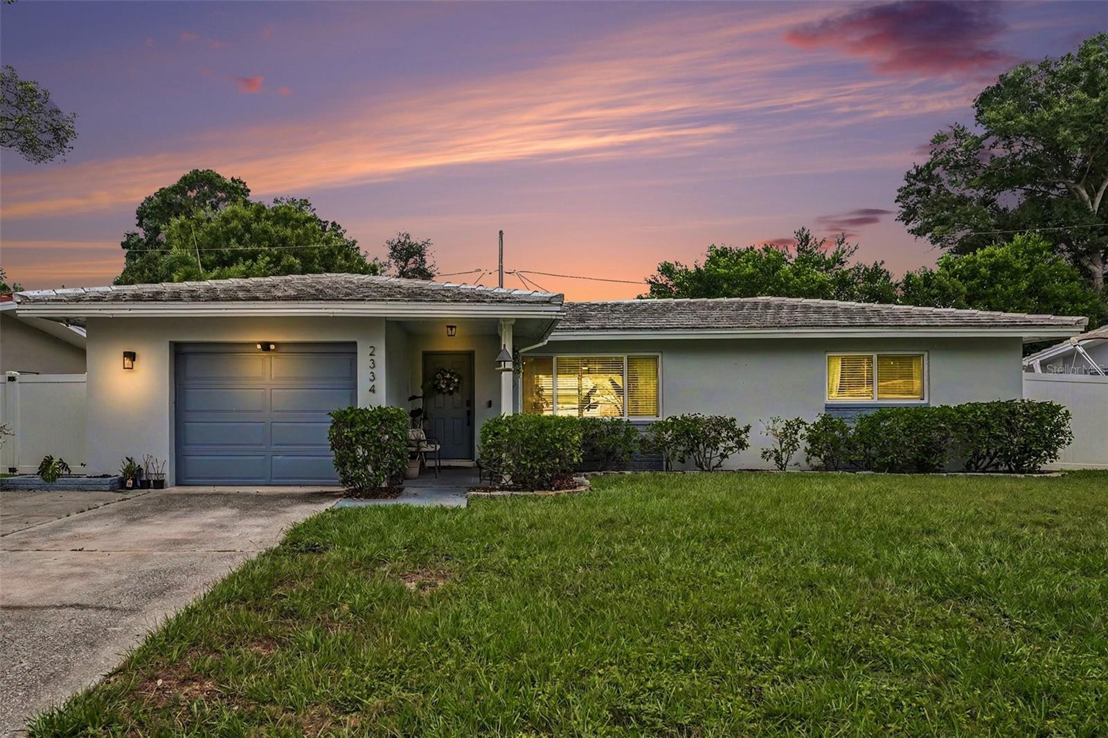Single Family Residence em CLEARWATER, FL - Daniel Dourado