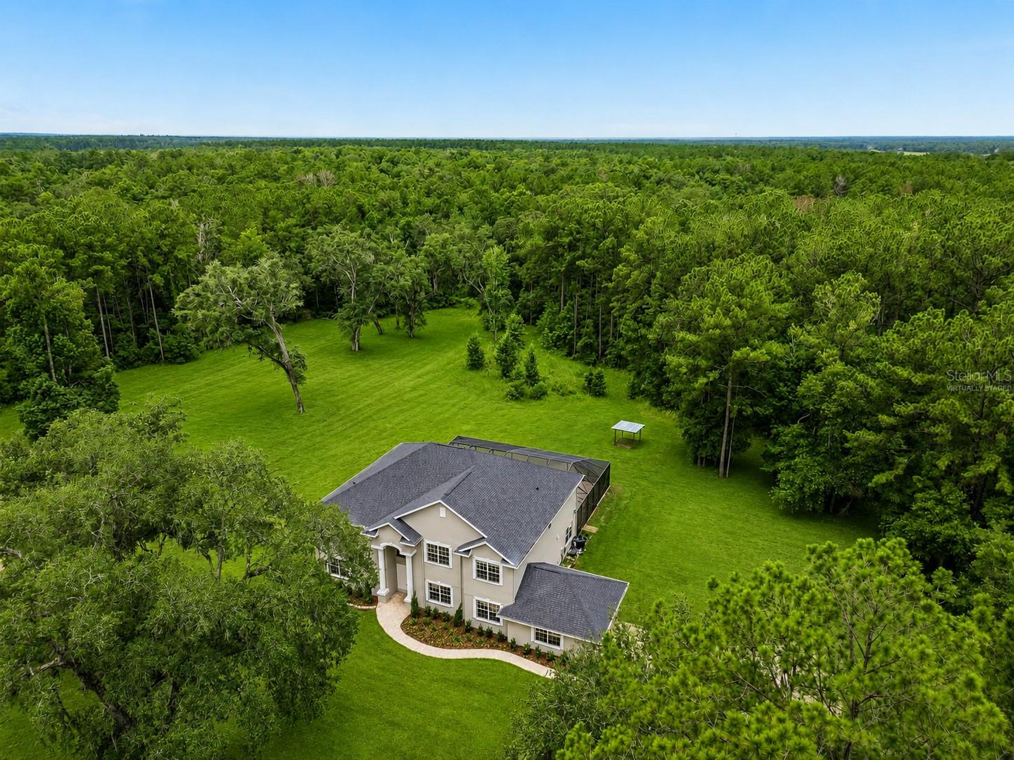Single Family Residence in BROOKSVILLE, FL - Daniel Dourado