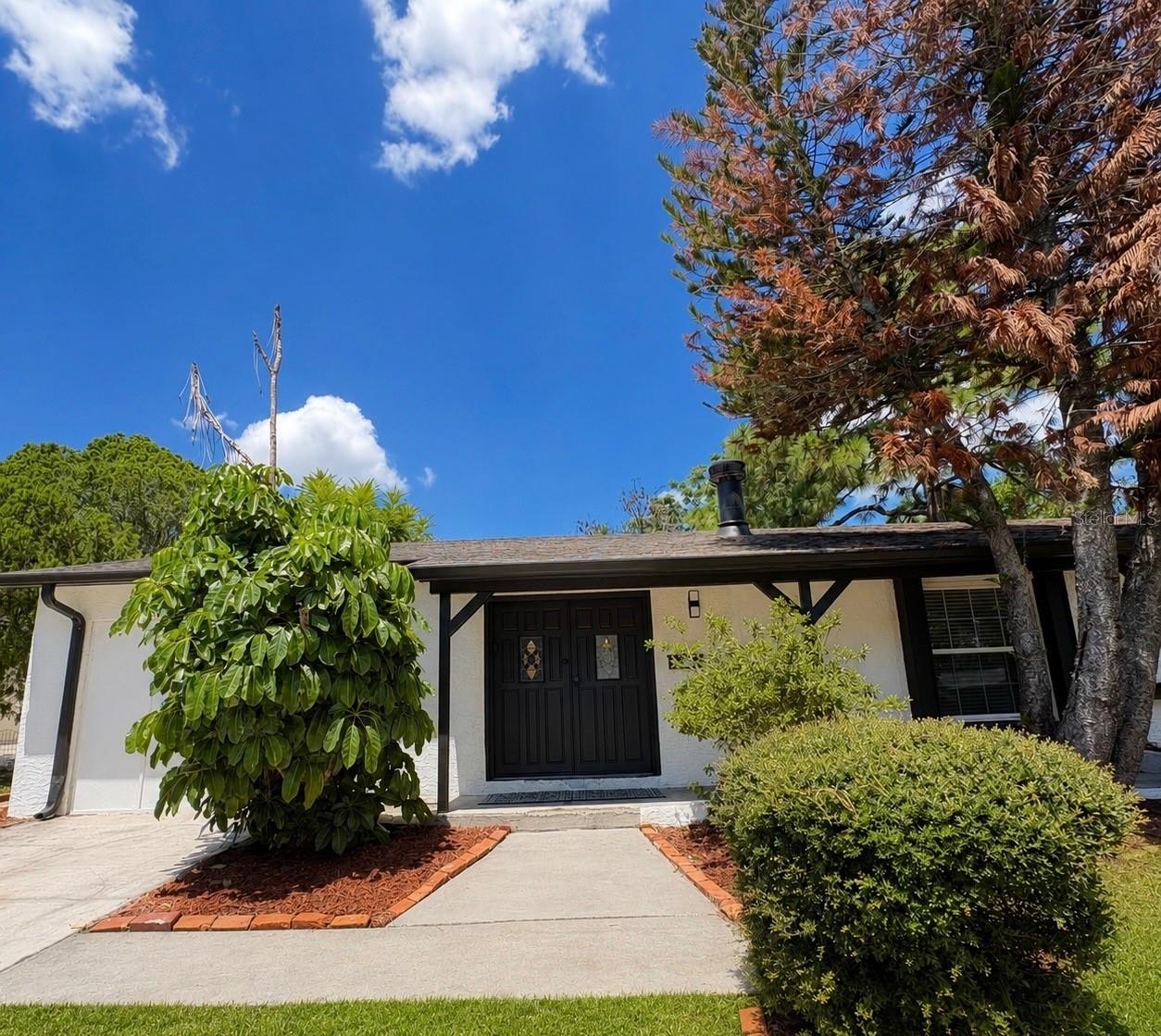 Single Family Residence in CASSELBERRY, FL - Daniel Dourado