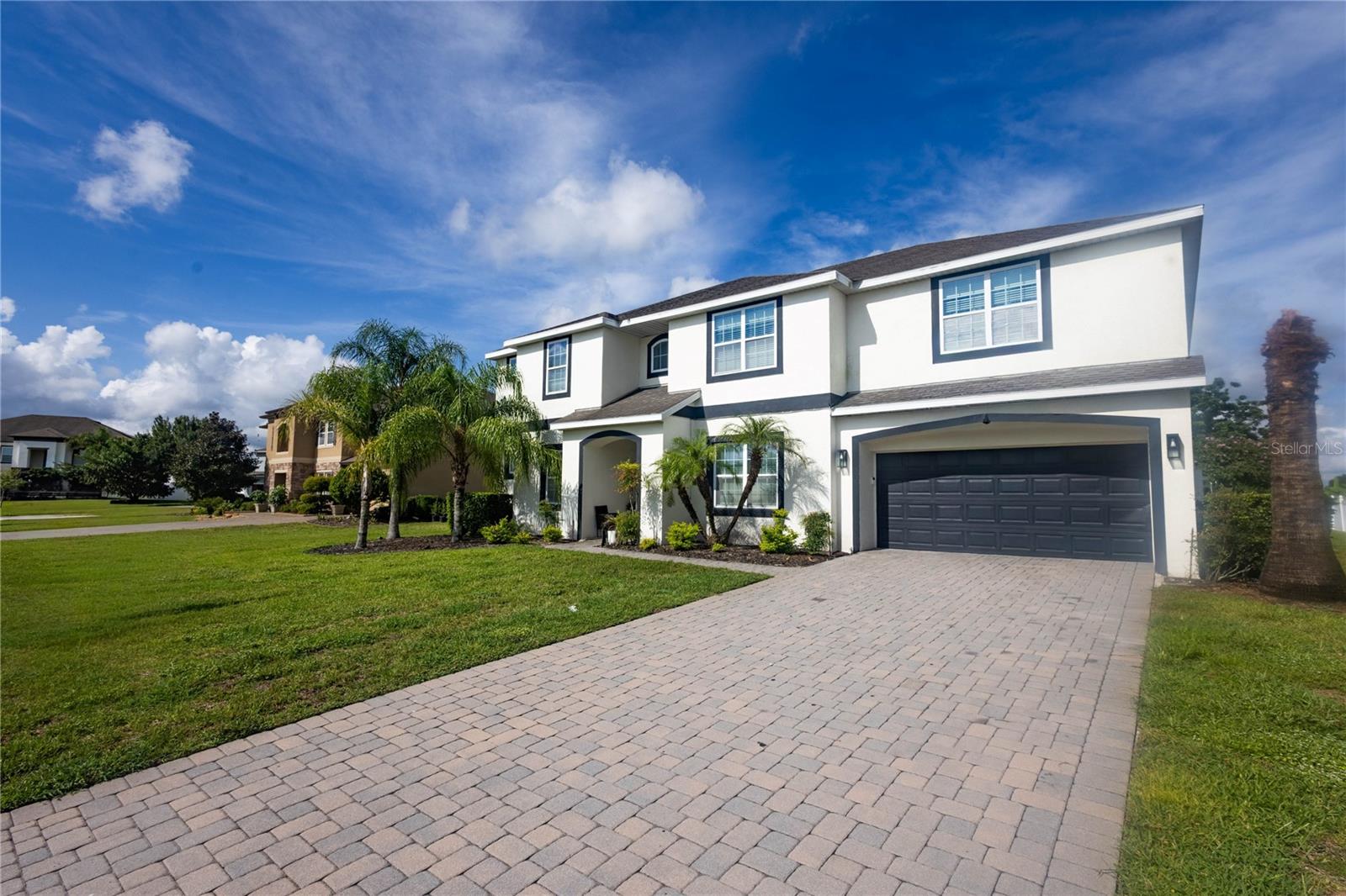 Single Family Residence in ORLANDO, FL - Daniel Dourado