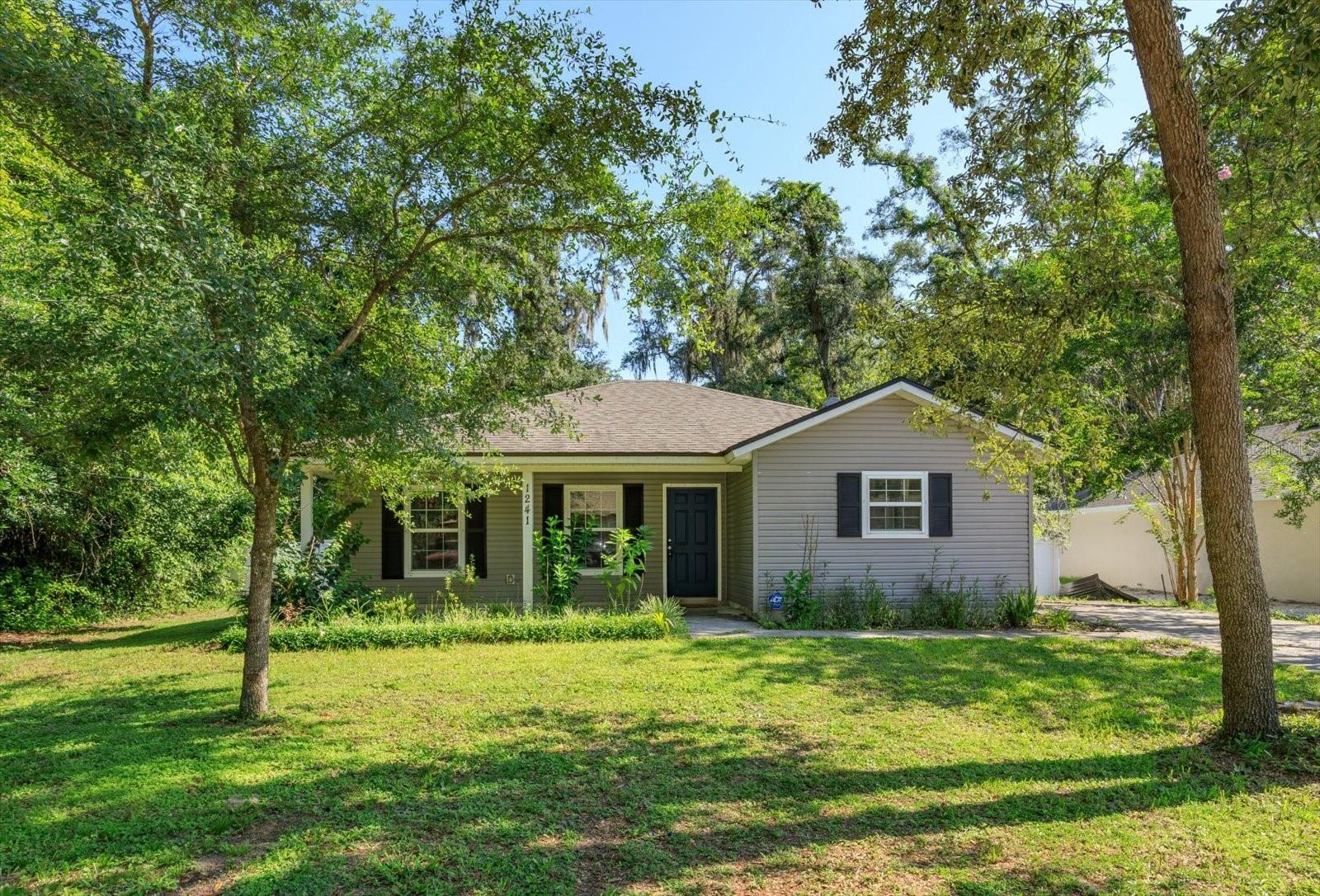 Single Family Residence em ORANGE CITY, FL - Daniel Dourado