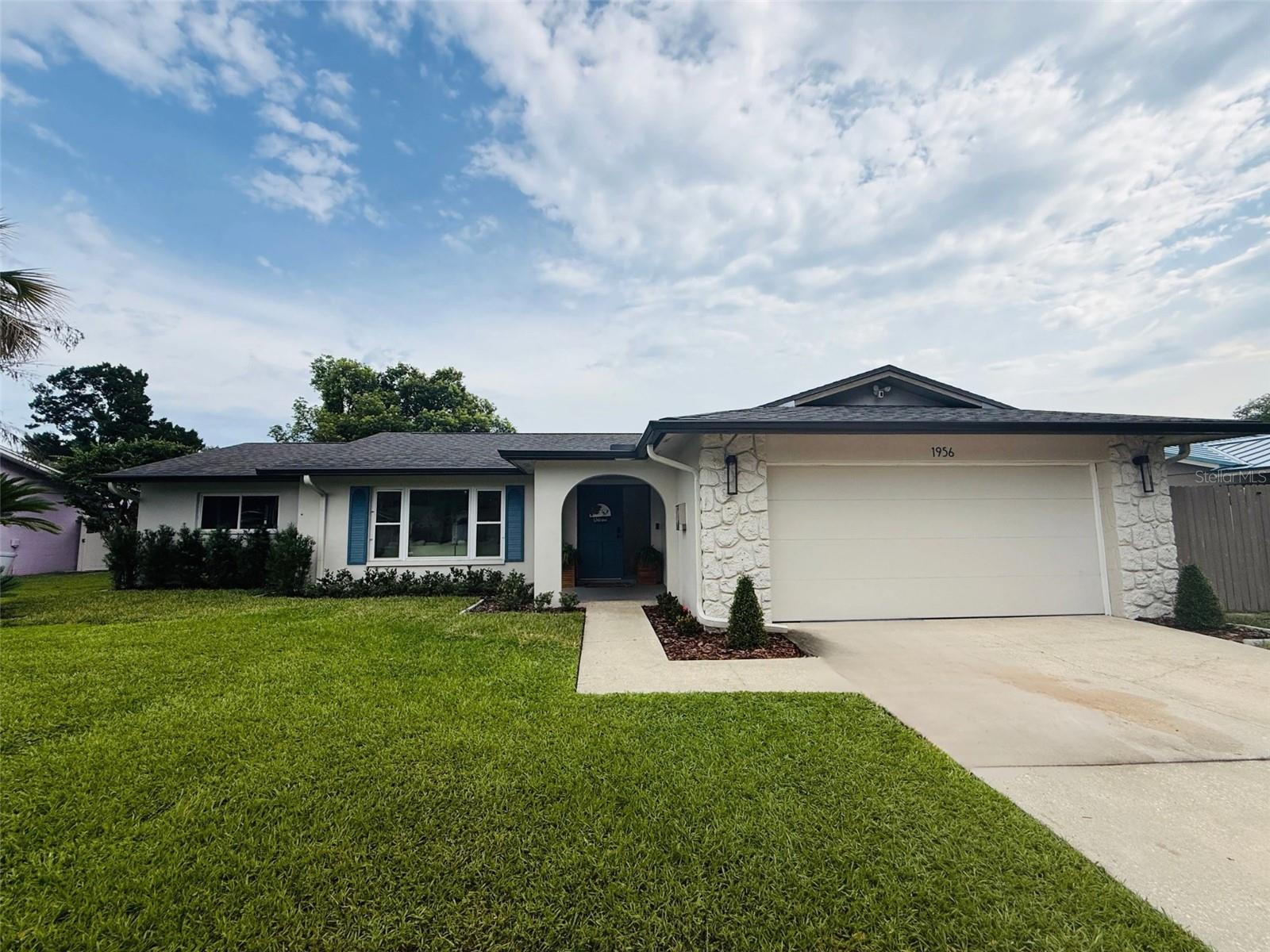 Single Family Residence in WINTER PARK, FL - Daniel Dourado