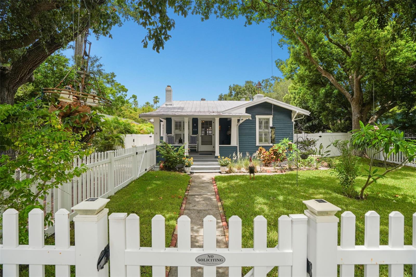 Single Family Residence em DUNEDIN, FL - Daniel Dourado