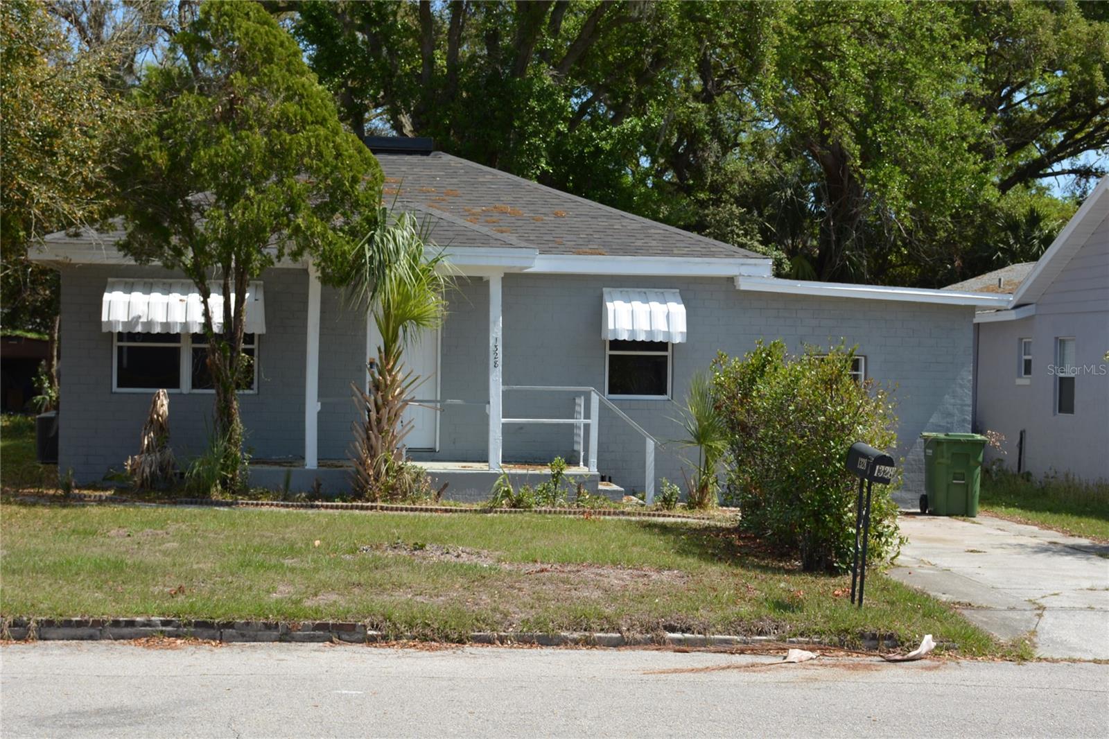 Single Family Residence em WINTER HAVEN, FL - Daniel Dourado