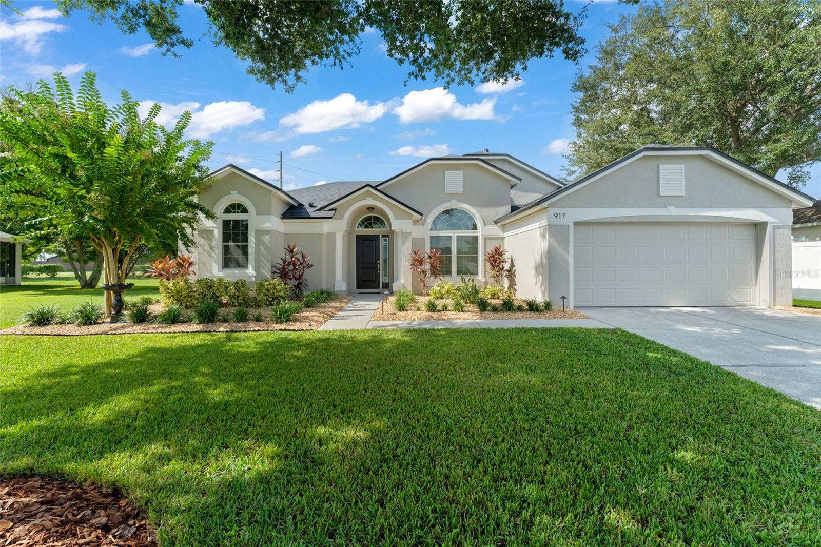 Single Family Residence em DAVENPORT, FL - Daniel Dourado