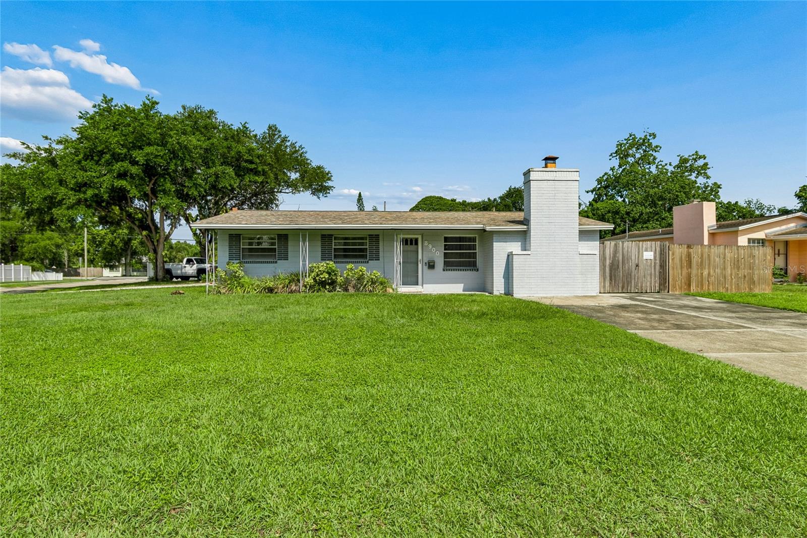 Single Family Residence in PINELLAS PARK, FL - Daniel Dourado