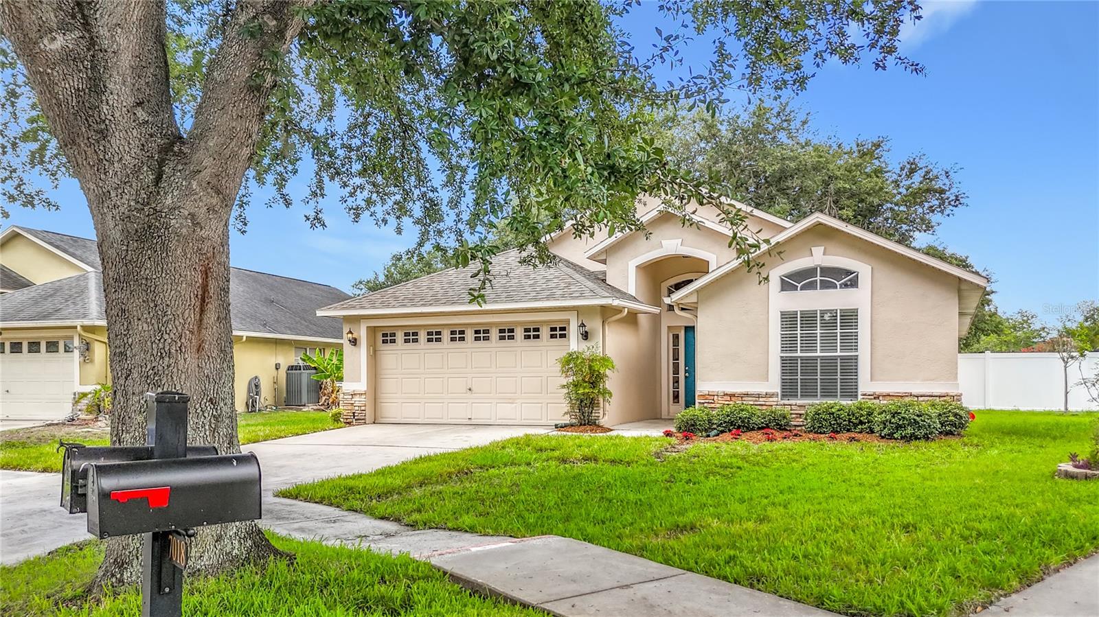 Single Family Residence em RIVERVIEW, FL - Daniel Dourado