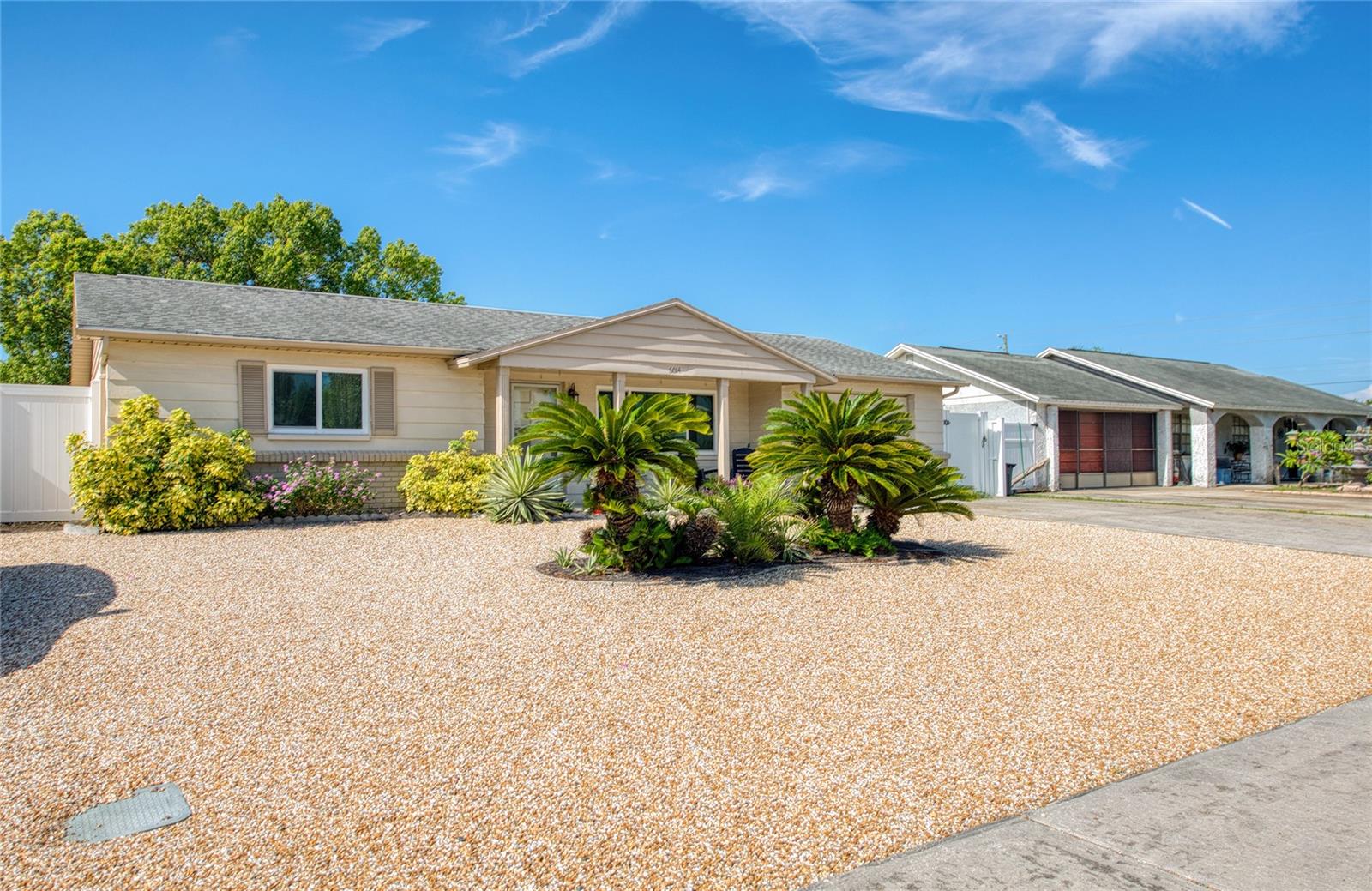 Single Family Residence em NEW PORT RICHEY, FL - Daniel Dourado