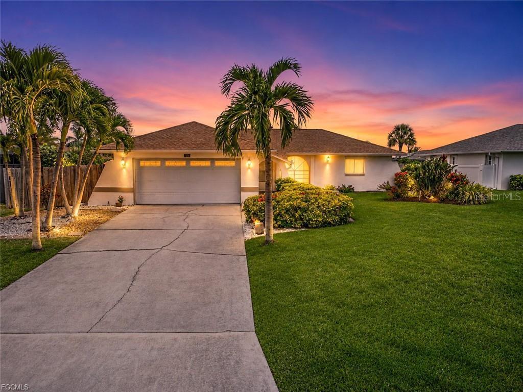 Single Family Residence em CAPE CORAL, FL - Daniel Dourado