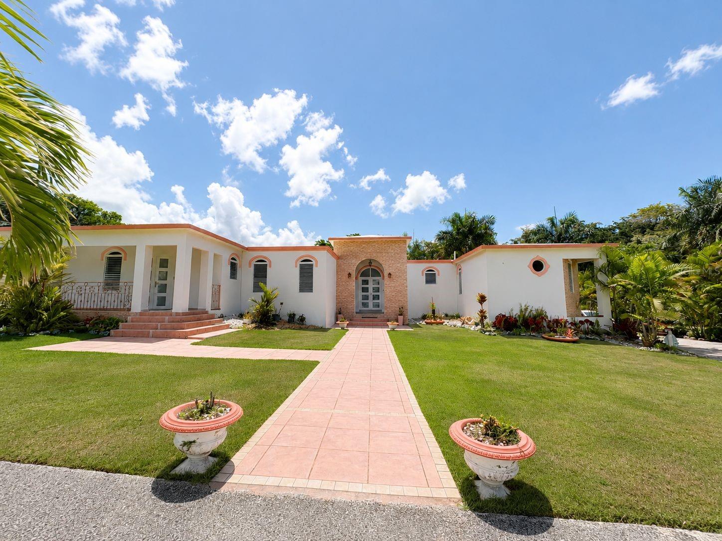 Single Family Residence in PENUELAS, PR - Daniel Dourado