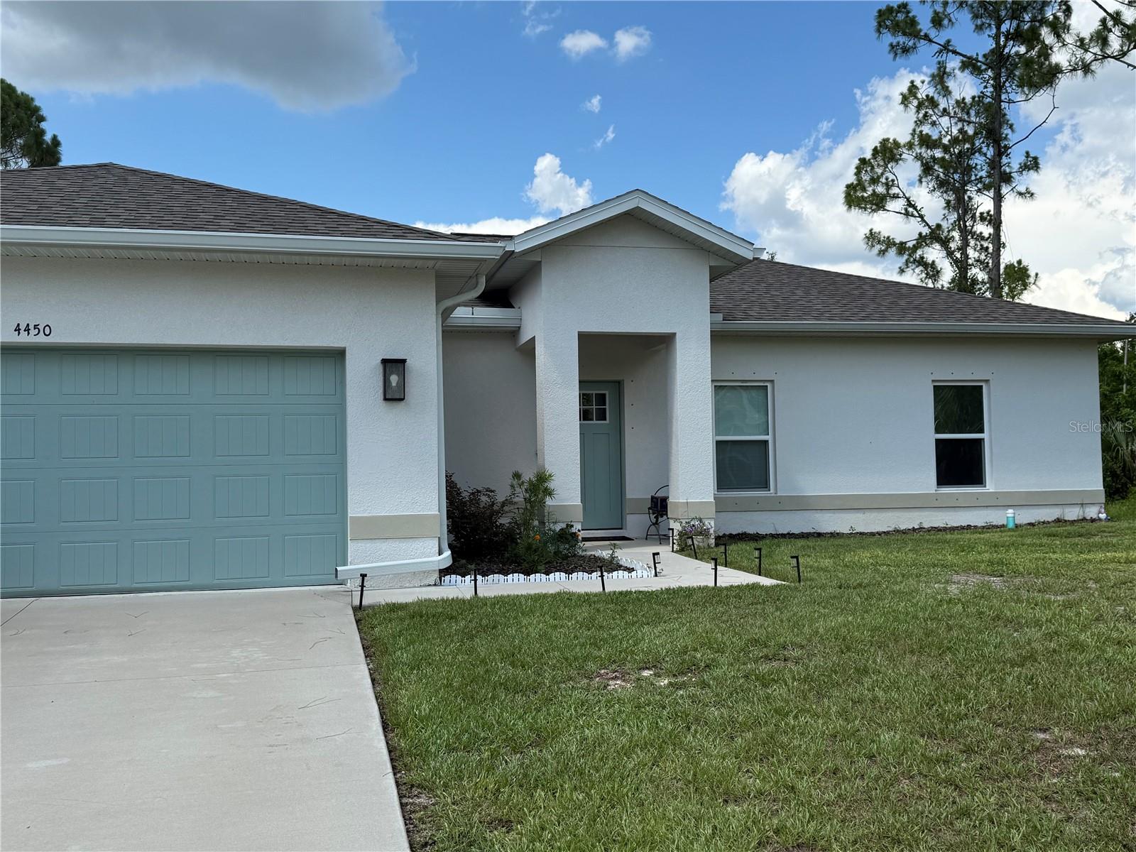 Single Family Residence in NORTH PORT, FL - Daniel Dourado