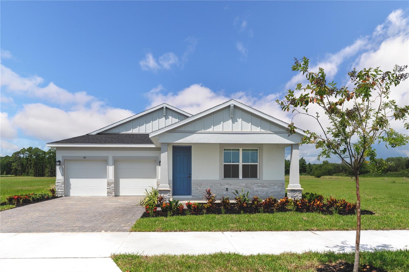 Single Family Residence in NEW SMYRNA BEACH, FL - Daniel Dourado