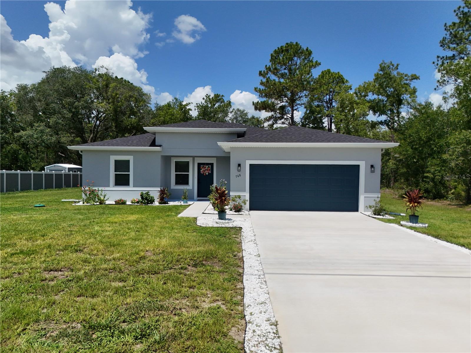 Single Family Residence in OCALA, FL - Daniel Dourado
