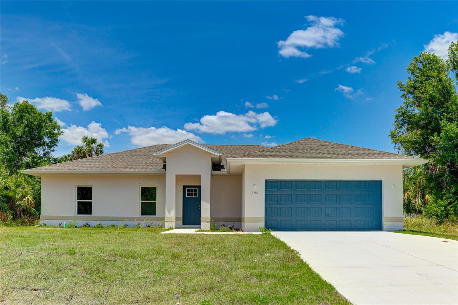 Single Family Residence in NORTH PORT, FL - Daniel Dourado