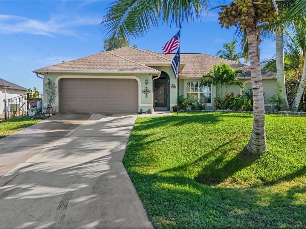 Single Family Residence em CAPE CORAL, FL - Daniel Dourado