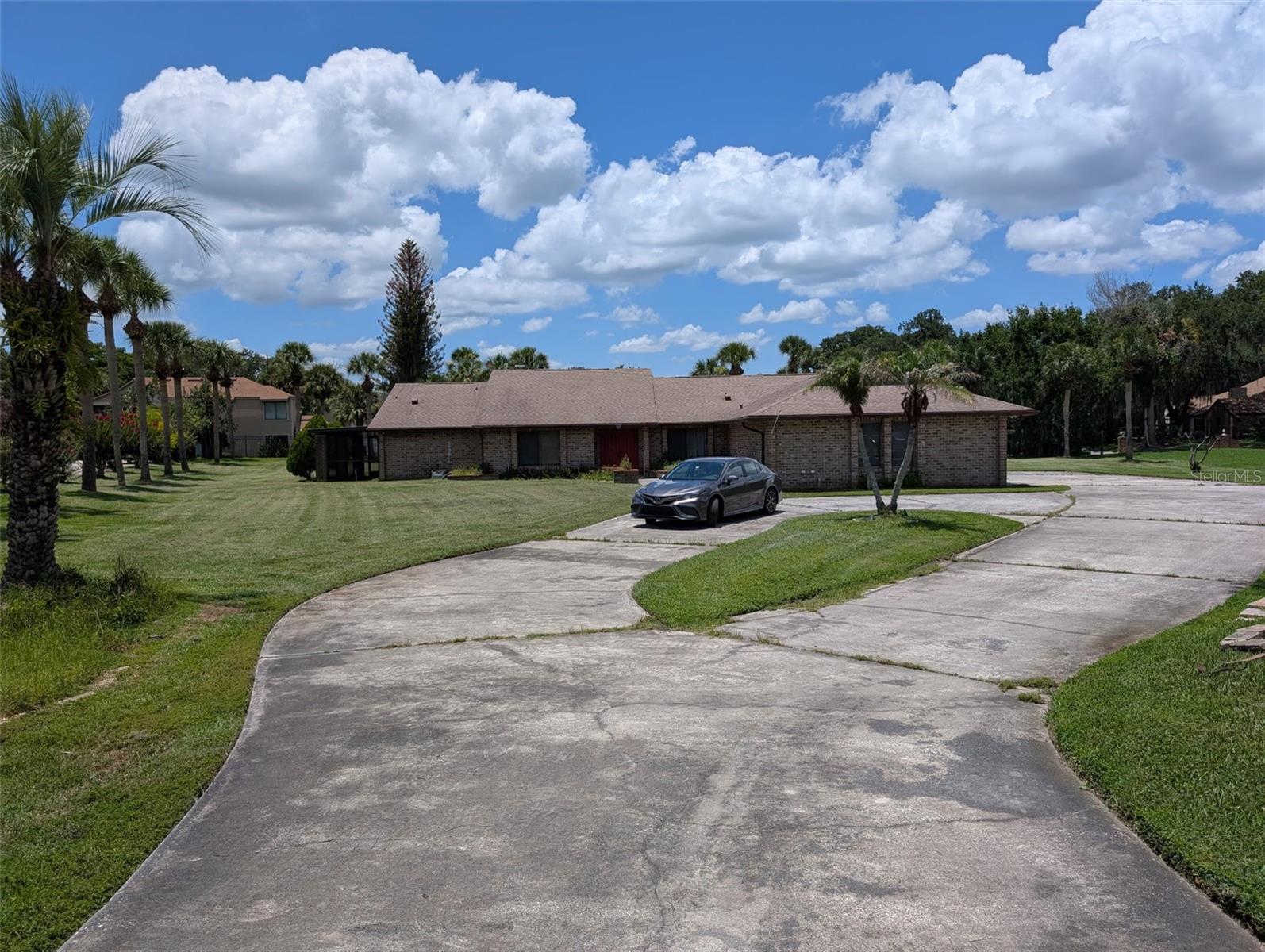 Single Family Residence em KISSIMMEE, FL - Daniel Dourado