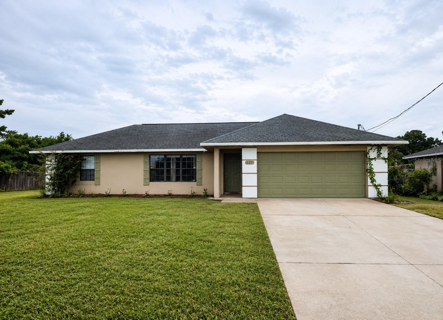Single Family Residence in OCALA, FL - Daniel Dourado