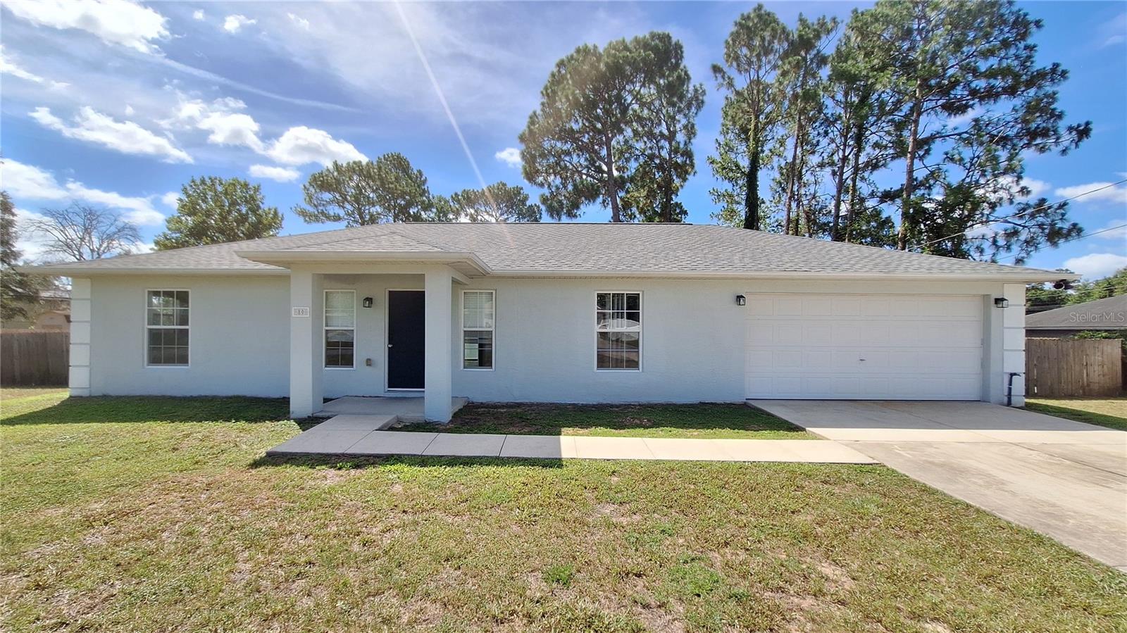 Single Family Residence in OCALA, FL - Daniel Dourado