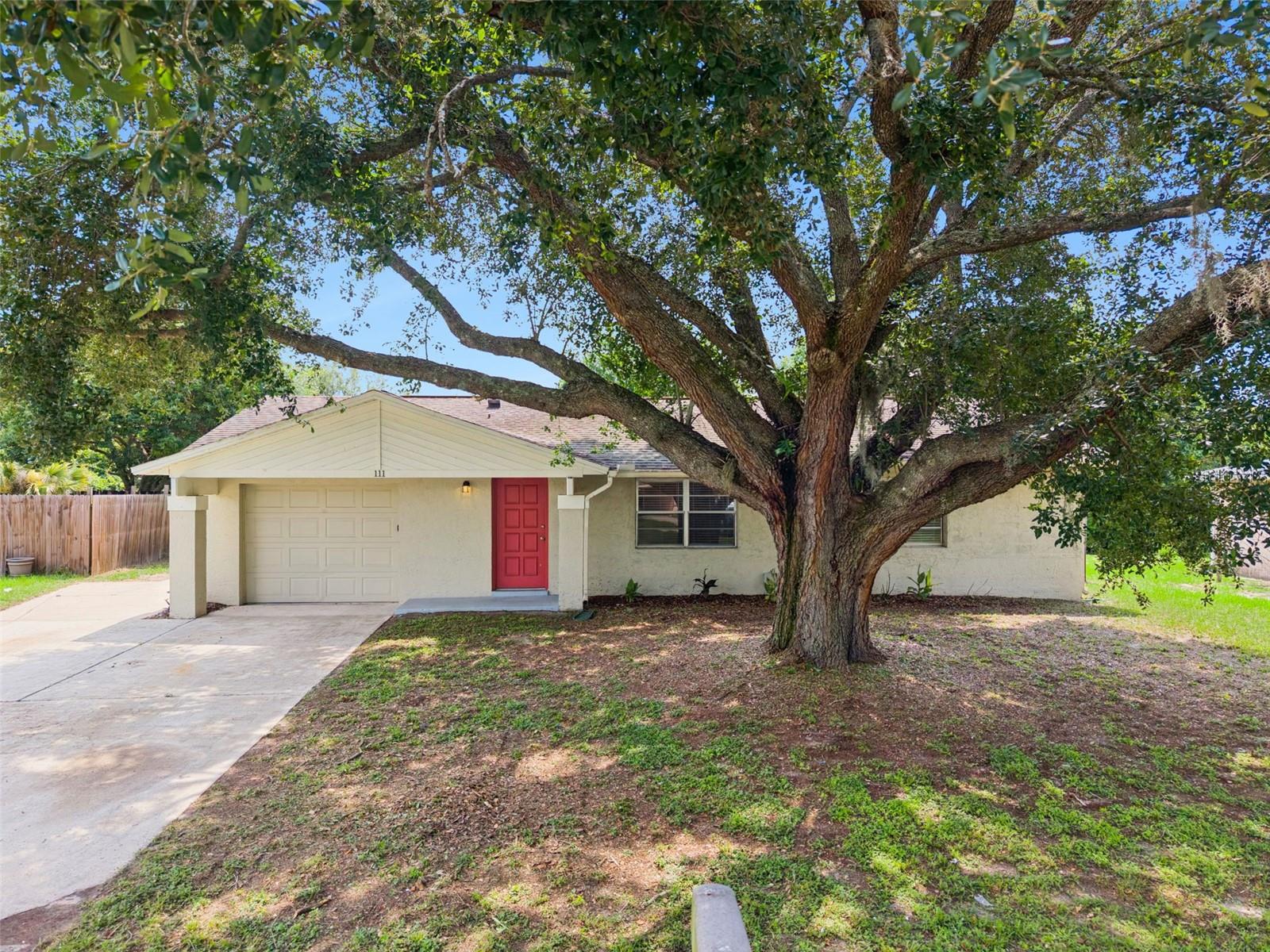 Single Family Residence in SANFORD, FL - Daniel Dourado
