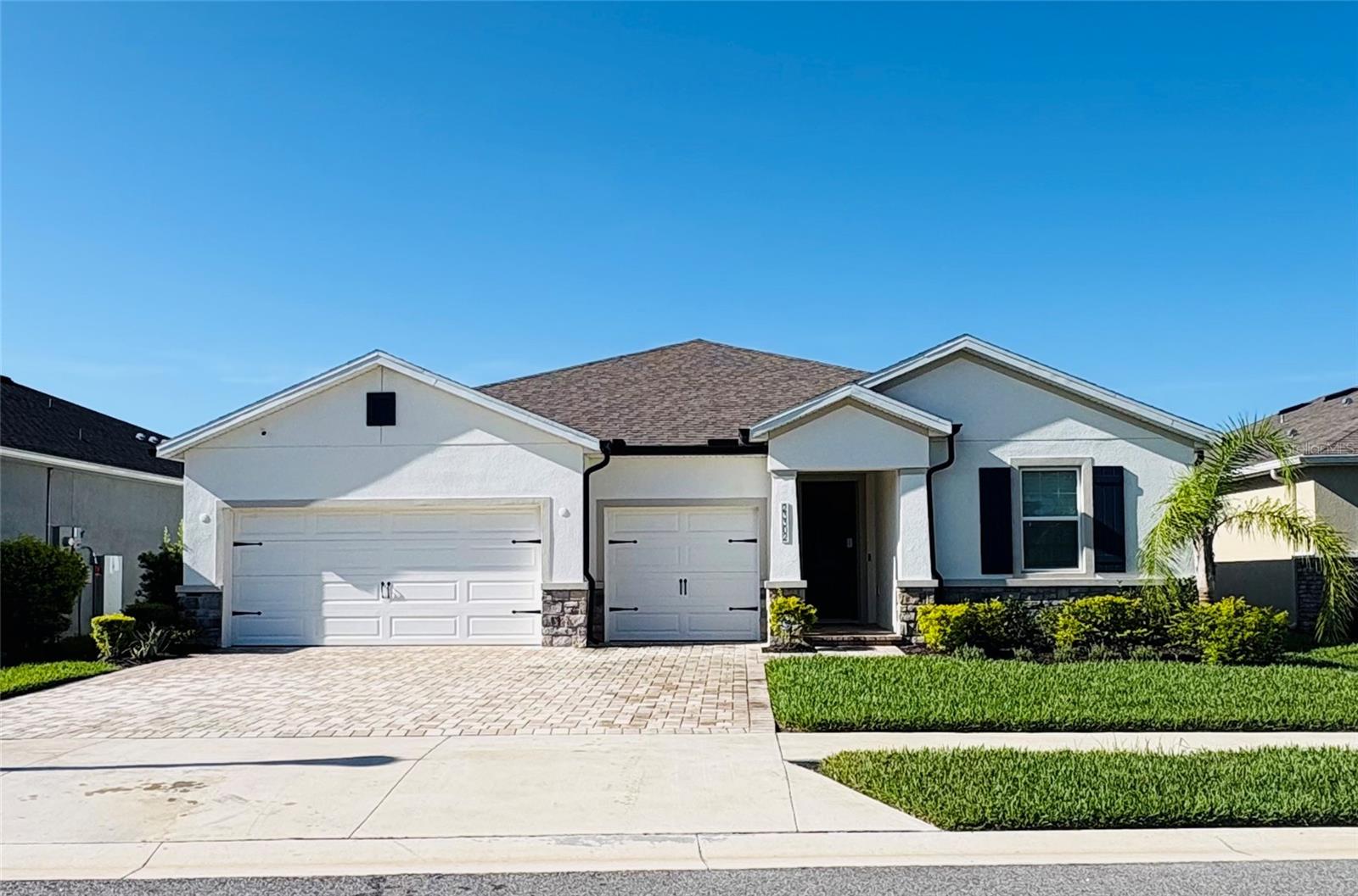 Single Family Residence em LUTZ, FL - Daniel Dourado