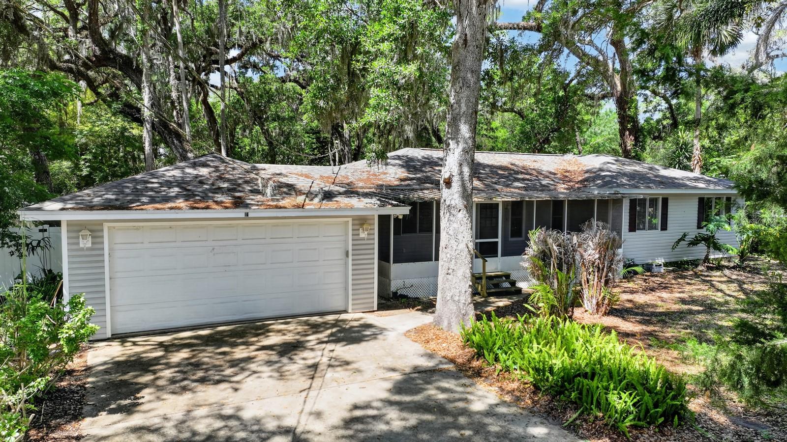 Single Family Residence em PALM COAST, FL - Daniel Dourado