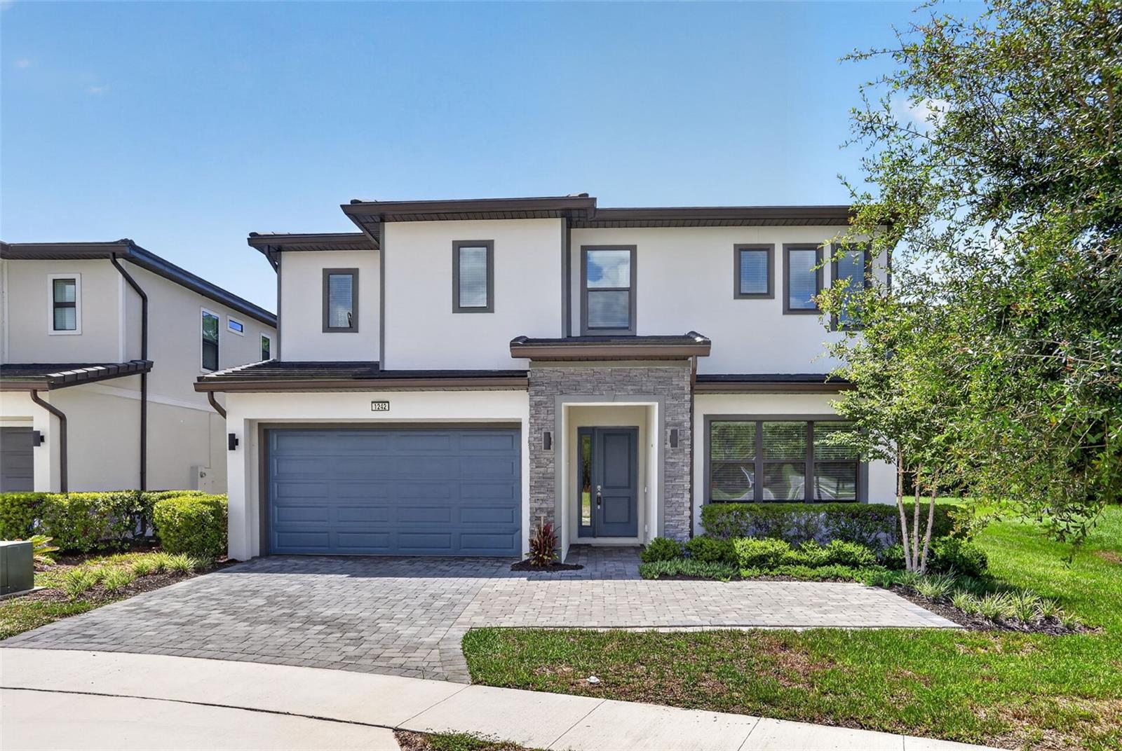 Single Family Residence em DAVENPORT, FL - Daniel Dourado