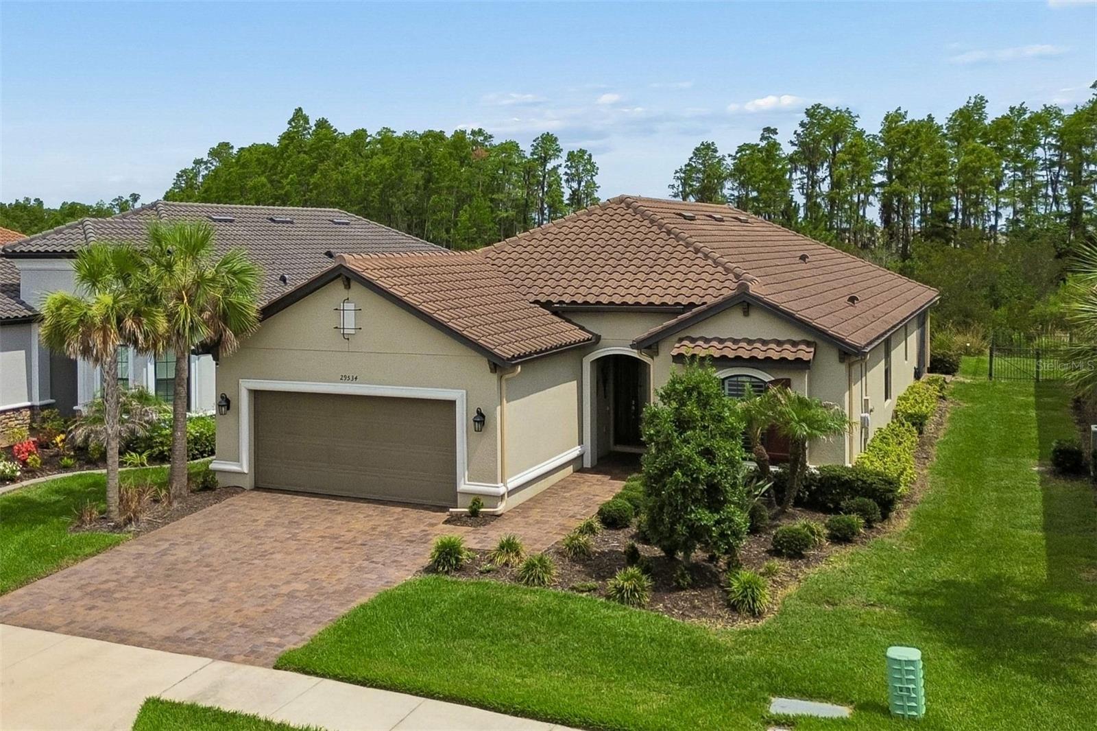 Single Family Residence em WESLEY CHAPEL, FL - Daniel Dourado