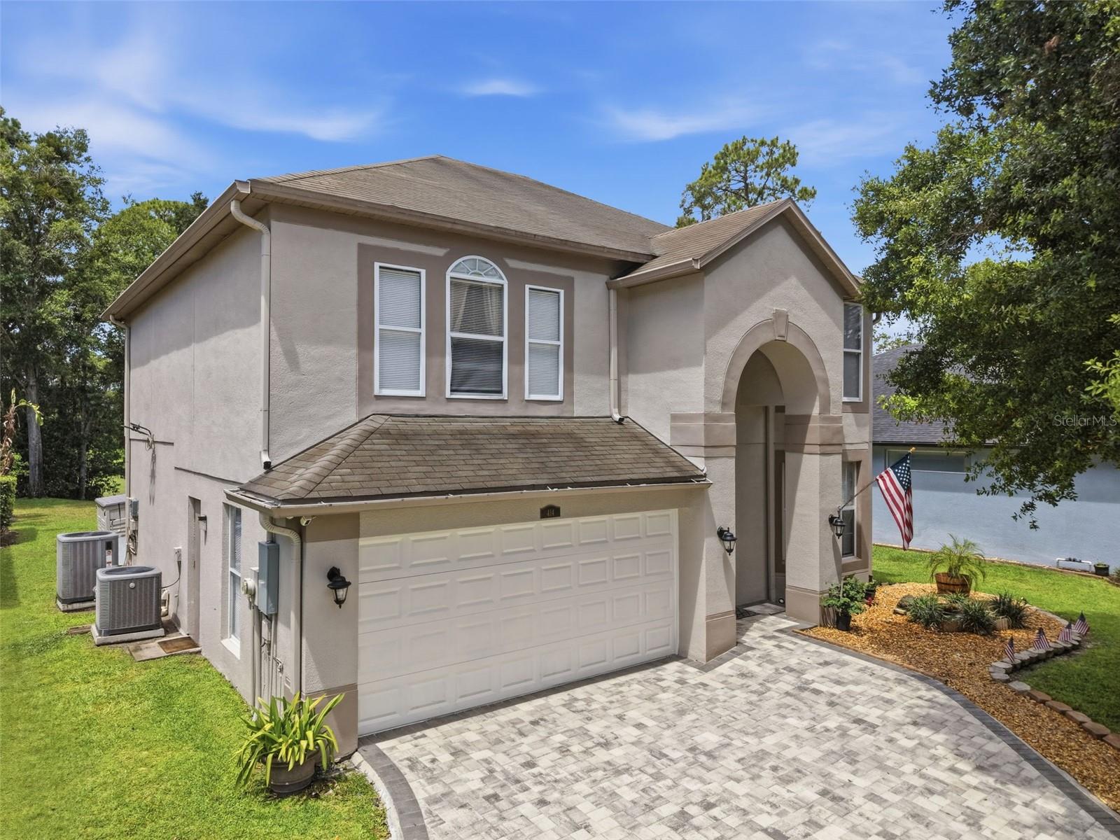 Single Family Residence in LAKE MARY, FL - Daniel Dourado