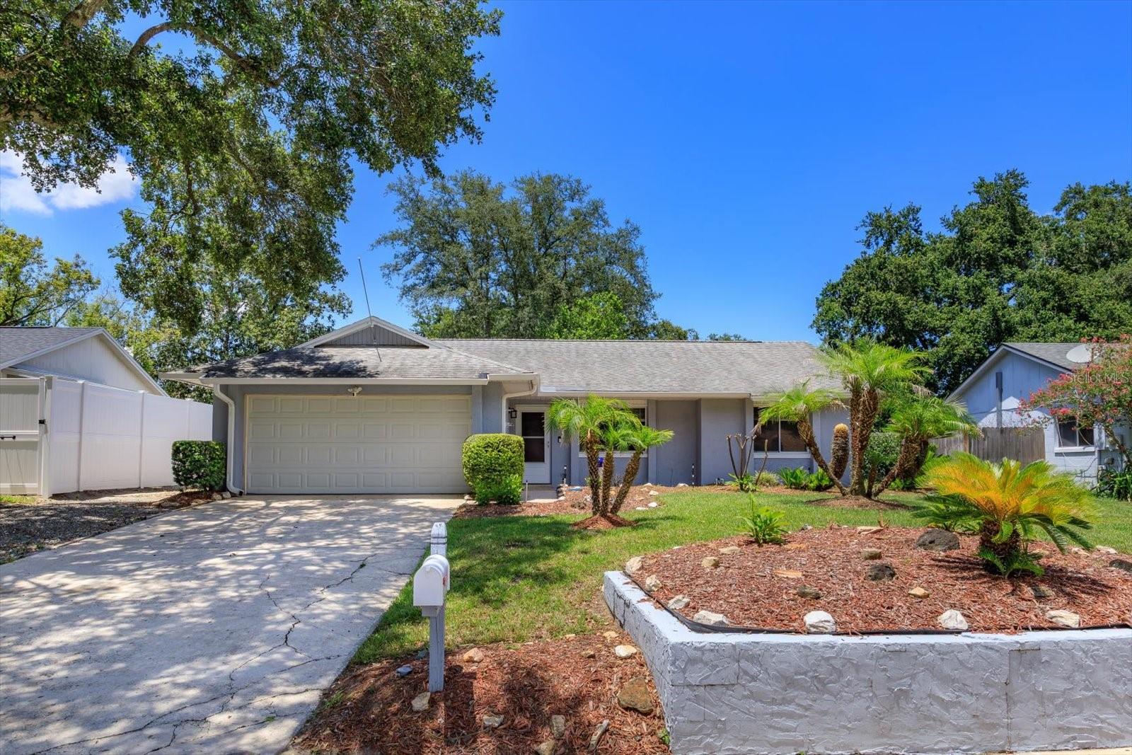 Single Family Residence in ORLANDO, FL - Daniel Dourado