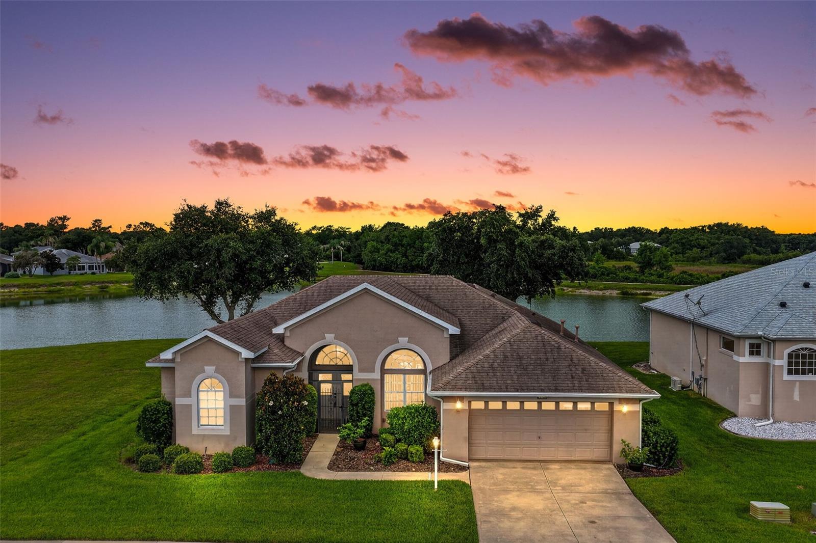 Single Family Residence in LEESBURG, FL - Daniel Dourado