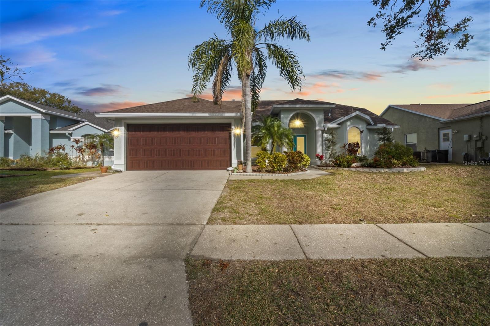 Single Family Residence em TARPON SPRINGS, FL - Daniel Dourado