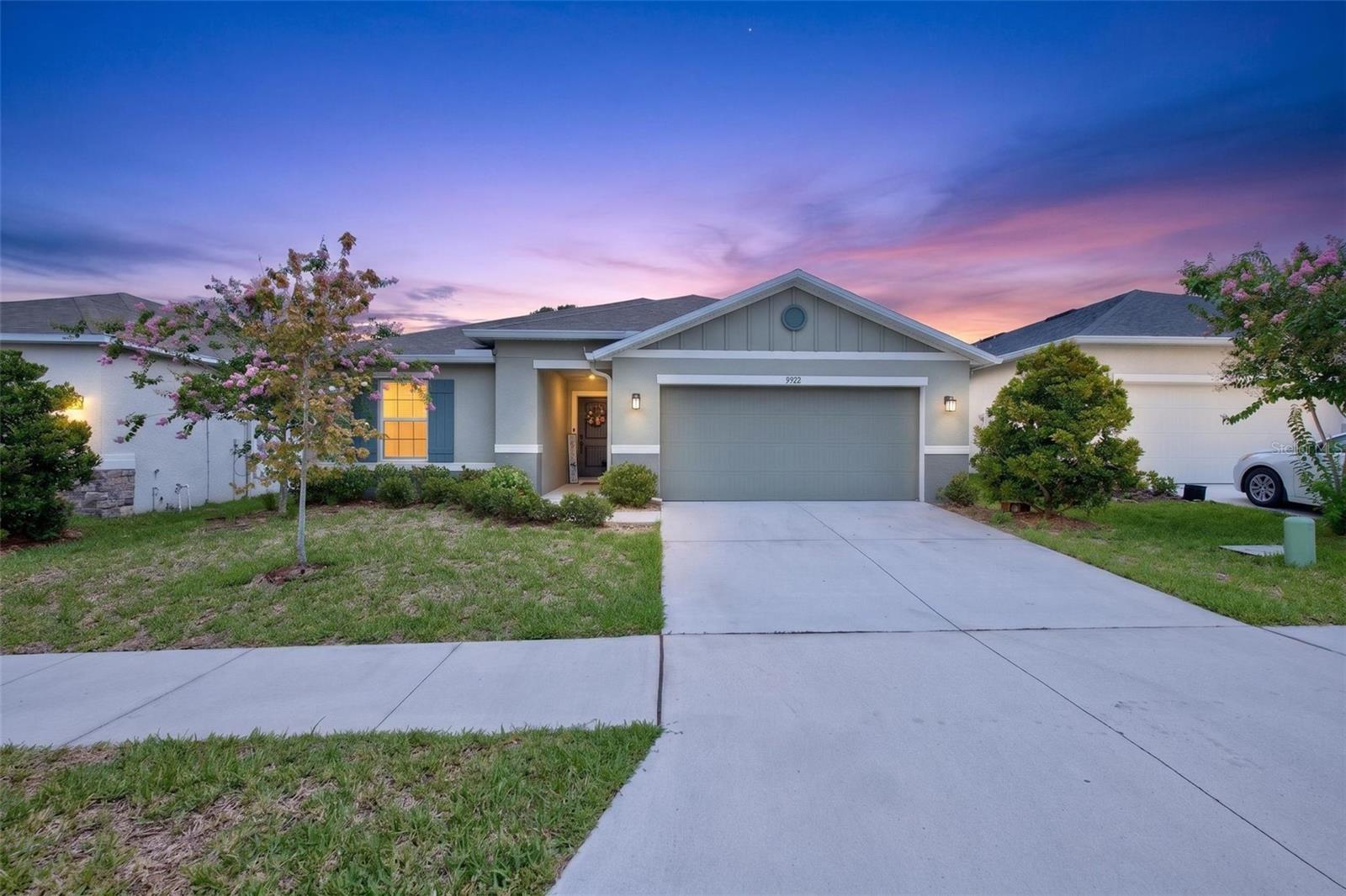 Single Family Residence in SEFFNER, FL - Daniel Dourado