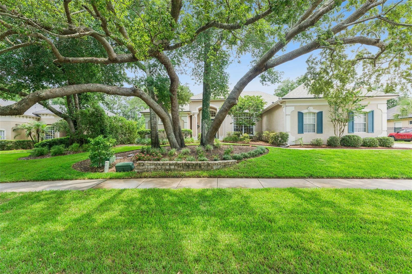Single Family Residence in LAKE MARY, FL - Daniel Dourado